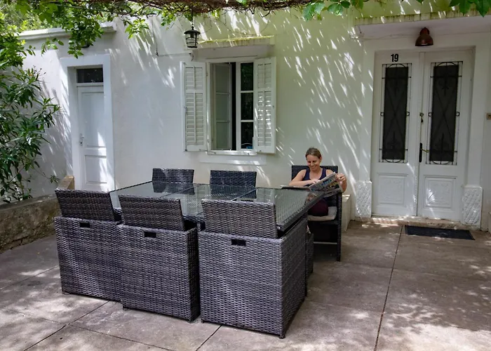Villa Iginia, Nerezine