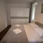 Iginia, Villa *